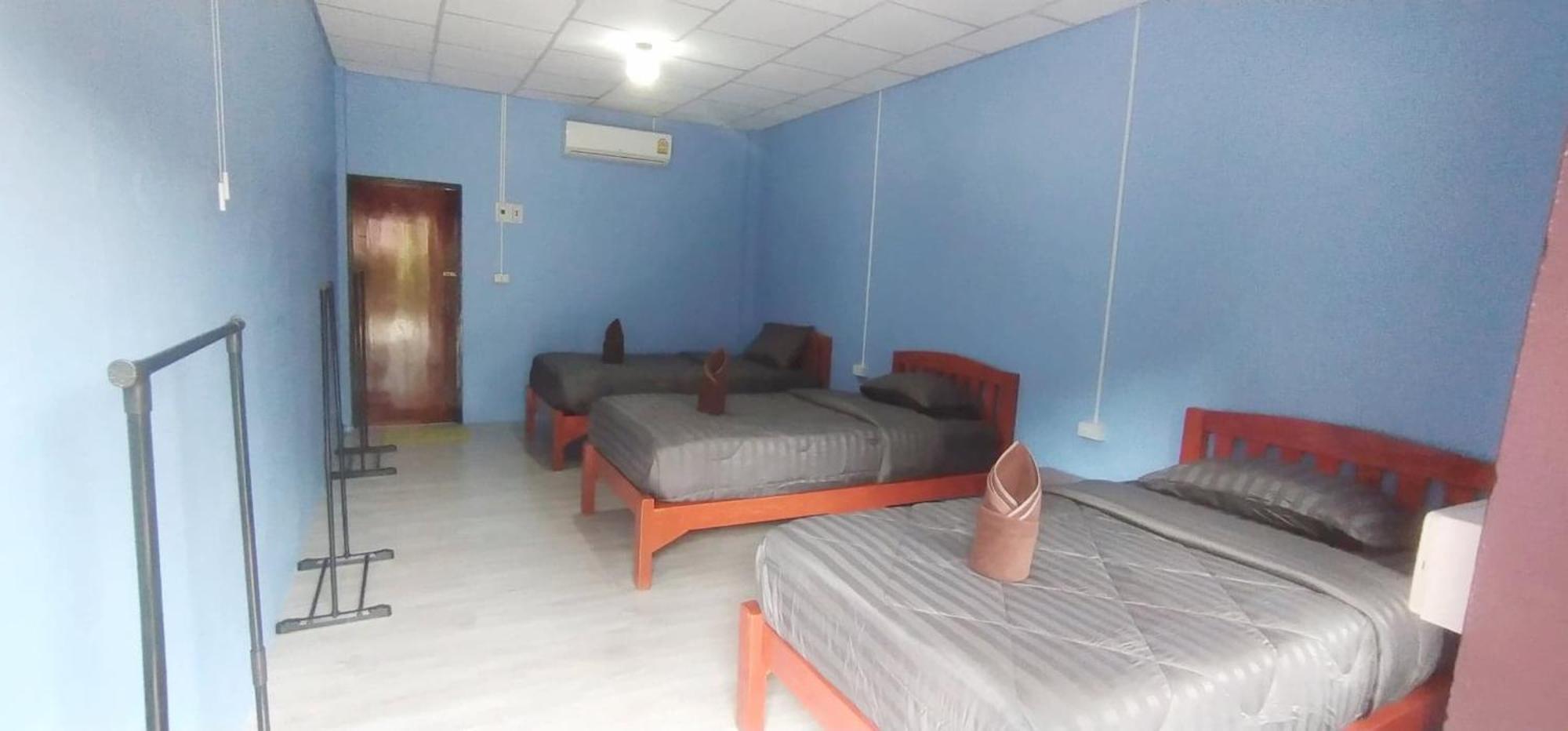 Butterfly Hostel, Пай Екстериор снимка